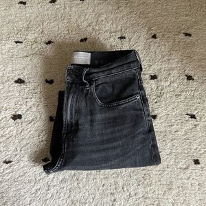 Everlane Original Cheeky Jean
